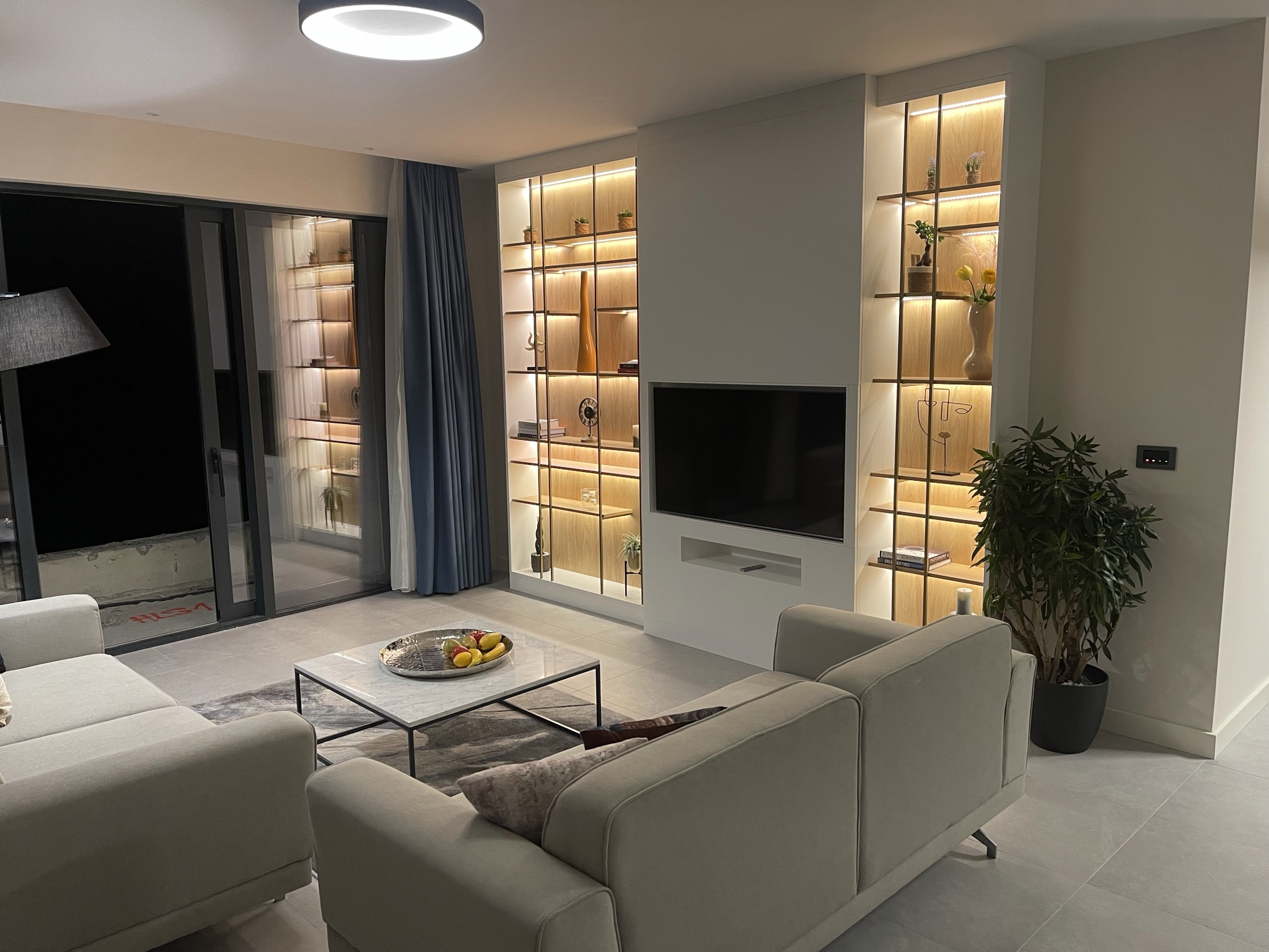 520.000  EURO 4+1 Penthouse for sale with sea, pool, forest view in Royal Blue Montenegro